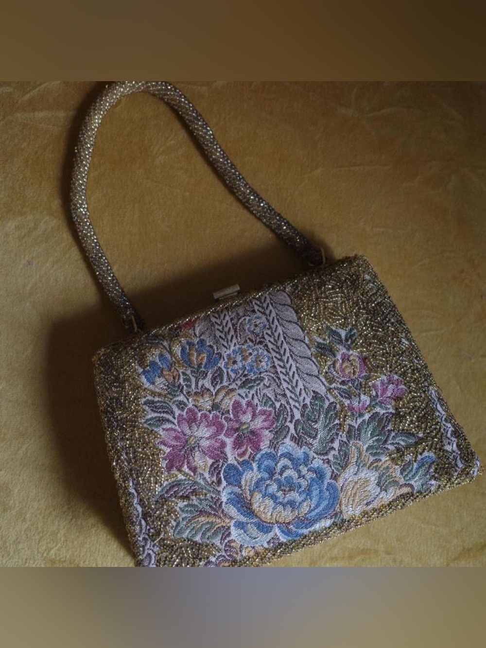 Vintage 1950’s Embroidered Beaded Floral Handbag